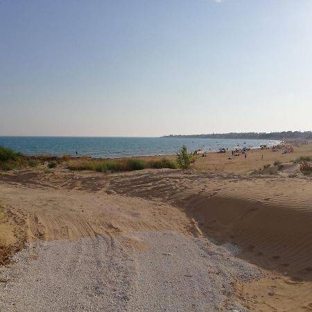 New Rooms On The Beach بوزالو المظهر الخارجي الصورة
